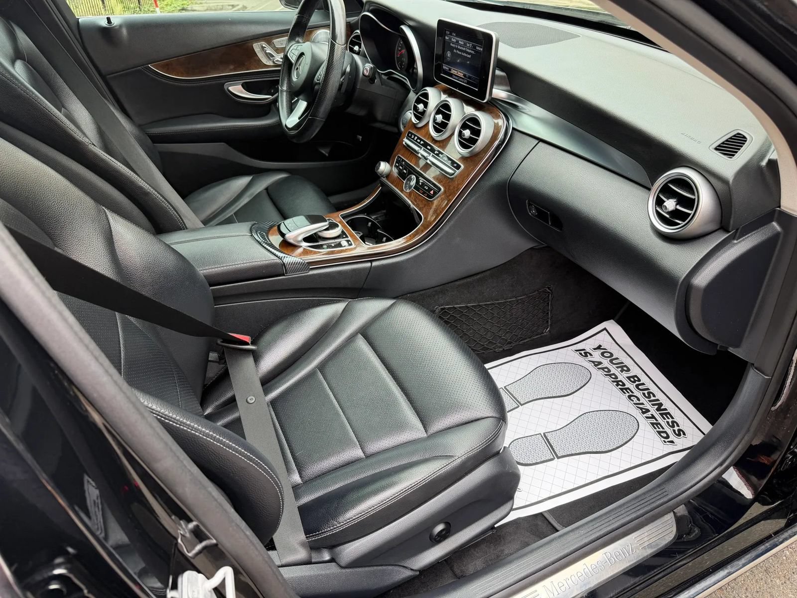 Used 2015 Mercedes-Benz C 300 4MATIC Sedan image 35