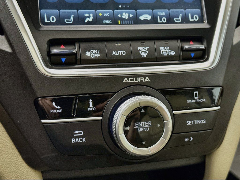 Used 2020 Acura MDX FWD image 16