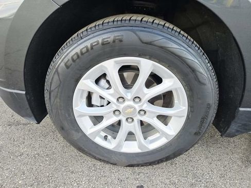 Used 2019 Chevrolet Equinox LS image 14