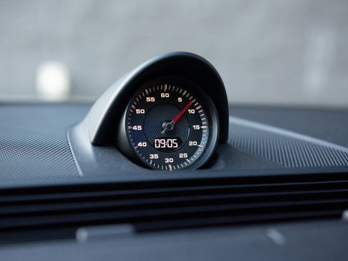 Certified 2017 Porsche Panamera image 19