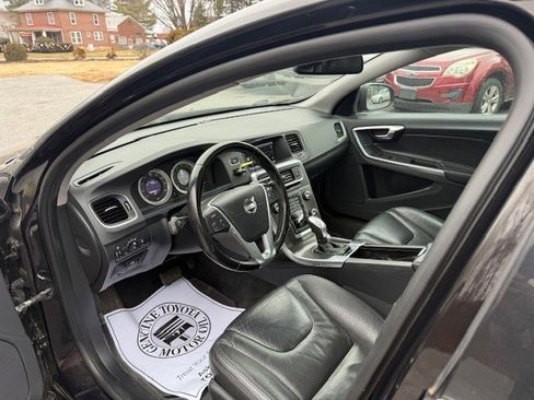 Used 2013 Volvo S60 T5 image 7
