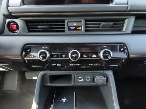 New 2025 Honda Pilot TrailSport image 21