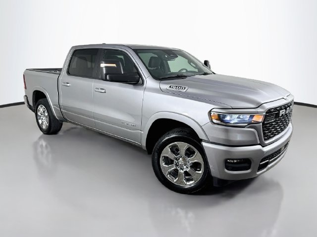 Used 2025 RAM 1500 Big Horn AWD/4WD image 3