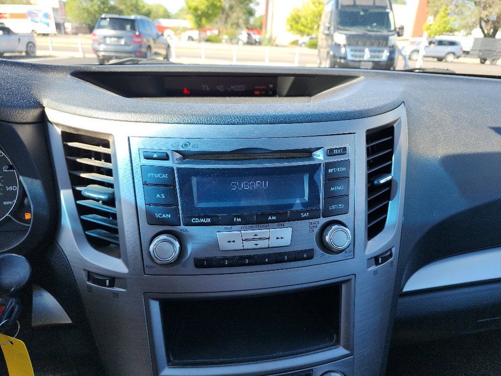 Used 2013 Subaru Outback 2.5i AWD/4WD image 19