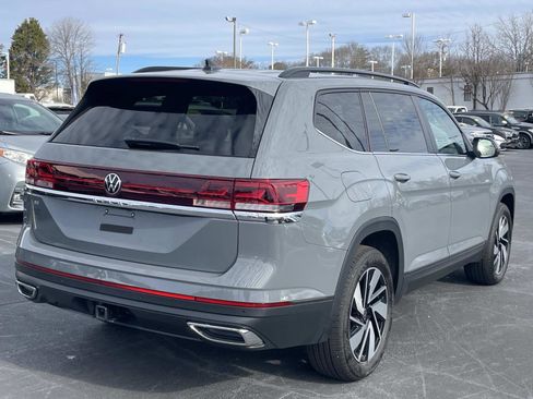 Certified 2025 Volkswagen Atlas SE w/ Panoramic Sunroof Package image 7