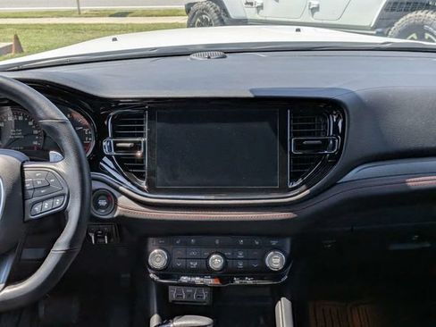 Used 2025 Dodge Durango R/T w/ Blacktop Package AWD/4WD image 17