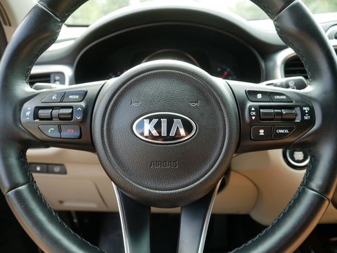 Used 2017 Kia Sorento EX w/ EX Advanced Touring Package AWD/4WD image 25