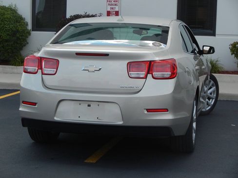 Used 2013 Chevrolet Malibu LT FWD image 18