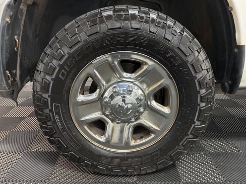 Used 2014 RAM 3500 Tradesman w/ Chrome Appearance Group AWD/4WD image 31