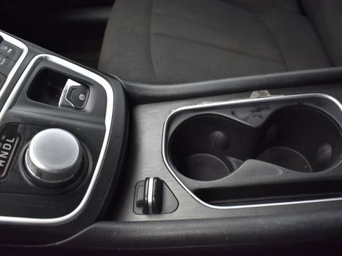 Used 2016 Chrysler 200 Limited FWD image 14