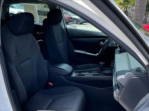 Used 2023 Honda Accord LX image 9