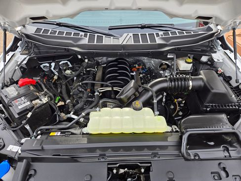 Used 2024 Ford F150 XL w/ Equipment Group 103A High image 8