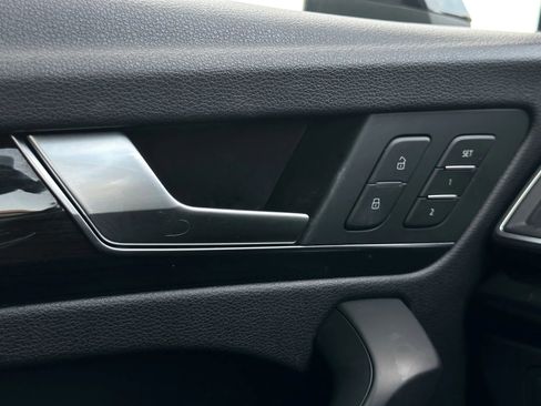Used 2020 Audi Q5 2.0T Premium Plus w/ Premium Plus Package image 29