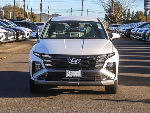 New 2026 Hyundai Tucson Blue SE image 7