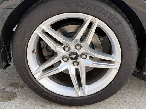 Used 2017 Ford Mustang GT image 27