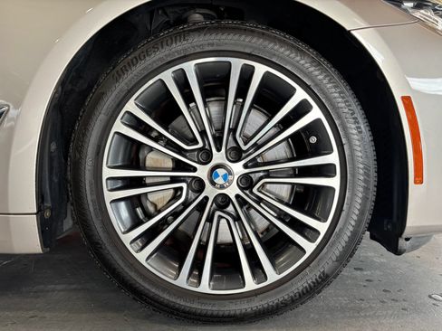 Used 2019 BMW 530i w/ Convenience Package RWD image 49