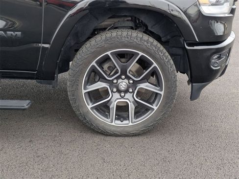 Used 2019 RAM 1500 Laramie image 23