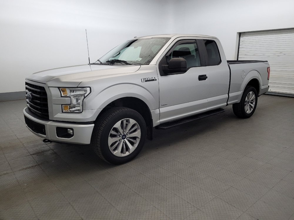 Used 2017 Ford F150 XL w/ Equipment Group 101A Mid AWD/4WD image 2