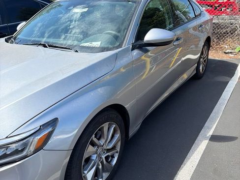 Used 2019 Honda Accord LX image 2