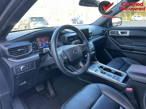 Used 2020 Ford Explorer XLT w/ Equipment Group 202A RWD image 48