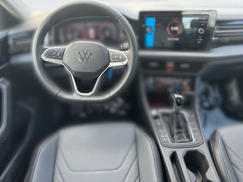 New 2026 Volkswagen Jetta SEL FWD image 21