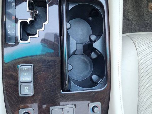 Used 2009 Lexus LS 460 RWD image 32