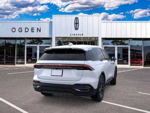 New 2026 Lincoln Nautilus Premier AWD/4WD image 8
