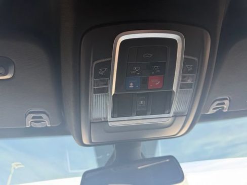 Used 2020 RAM 1500 Laramie w/ Sport Appearance Package AWD/4WD image 30
