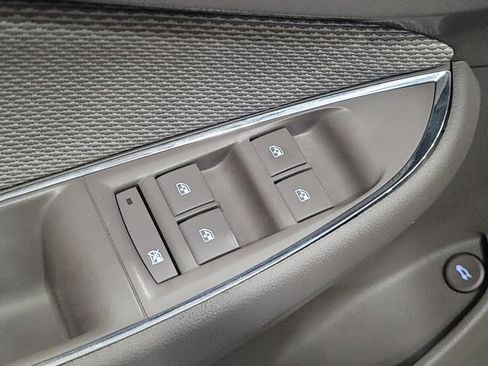 Used 2018 Chevrolet Cruze LS w/ LS Fleet Convenience Package image 27