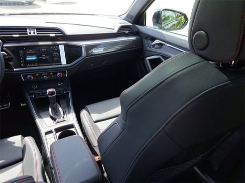 New 2025 Audi Q3 2.0T Premium Plus image 25