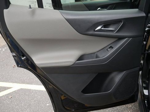 New 2026 Chevrolet Equinox LT w/ Convenience Package II image 30