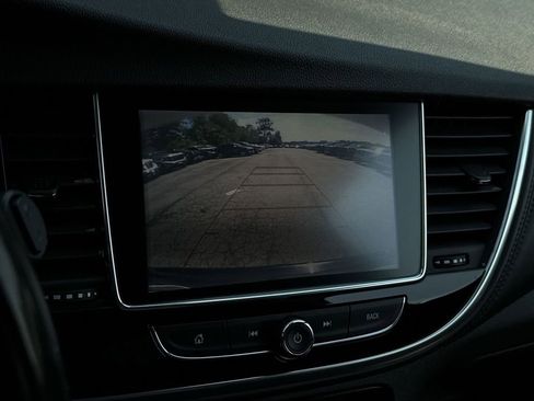 Used 2019 Buick Encore Preferred FWD image 19