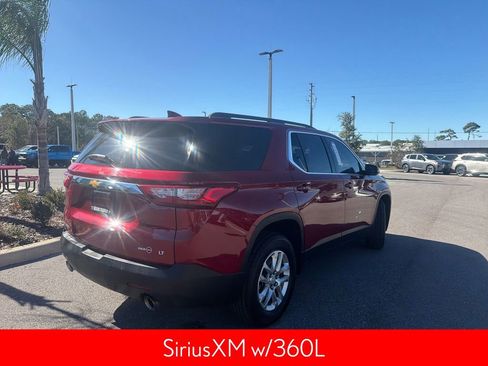 Used 2020 Chevrolet Traverse LT image 9