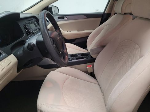 Used 2016 Hyundai Sonata SE FWD image 17