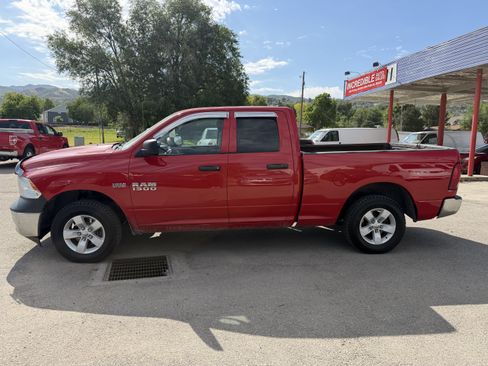Used 2016 RAM 1500 ST w/ SXT Appearance Group AWD/4WD image 3