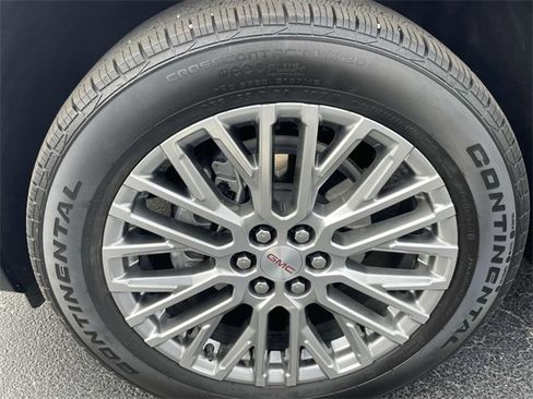 Certified 2024 GMC Acadia Denali image 8