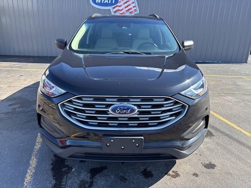 Used 2020 Ford Edge SE image 14