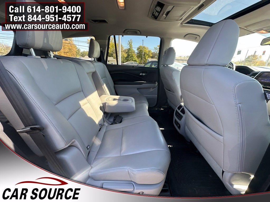Used 2017 Honda Pilot Touring image 24