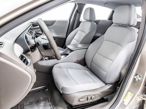 Used 2022 Chevrolet Malibu LS FWD image 27