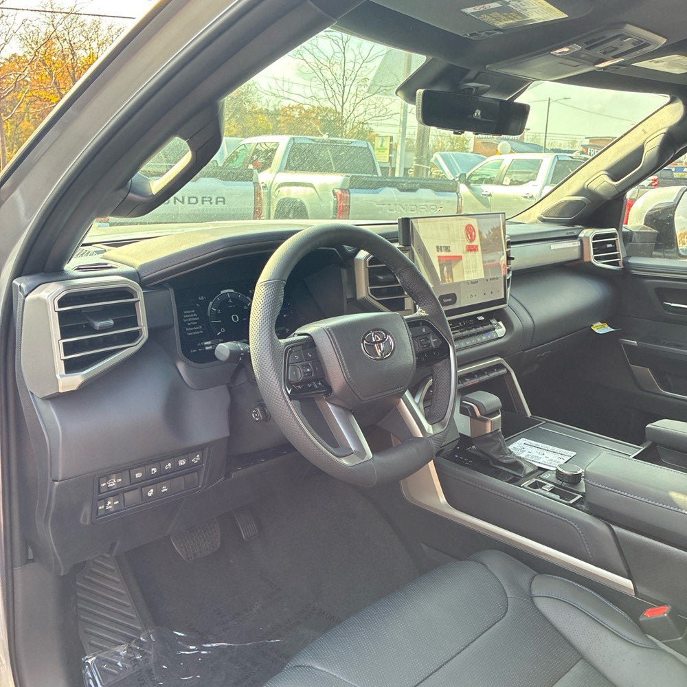 Used 2026 Toyota Sequoia Platinum AWD/4WD image 7