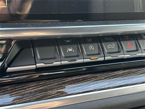 New 2026 GMC Sierra 1500 Elevation w/ LPO, Elevation Black Package image 18