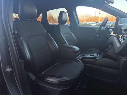 Used 2024 Ford Escape ST-Line w/ Tech Pack #1 image 29