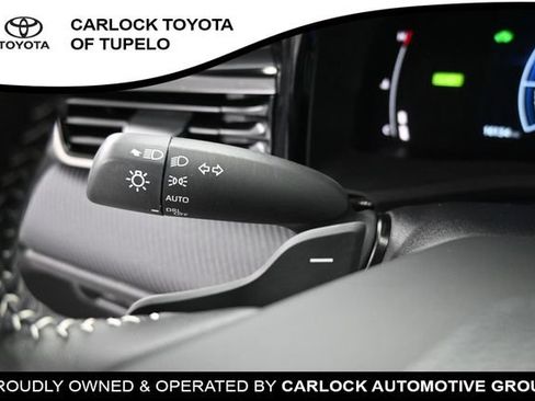 Used 2025 Toyota Camry SE FWD image 28