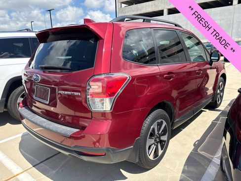 Used 2018 Subaru Forester 2.5i Premium w/ Protection Package #1 AWD/4WD image 6