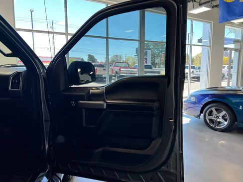 Used 2015 Ford F150 XLT w/ Equipment Group 302A Luxury AWD/4WD image 21