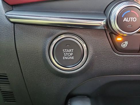 New 2026 MAZDA MAZDA3 Hatchback w/Premium Plus Pkg image 17