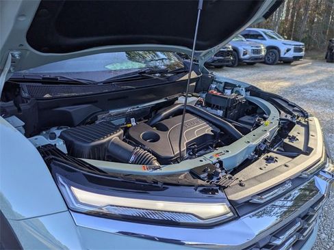 New 2026 Chevrolet Equinox LT image 35