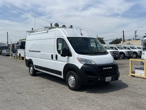 Used 2023 RAM ProMaster 3500 FWD image 1