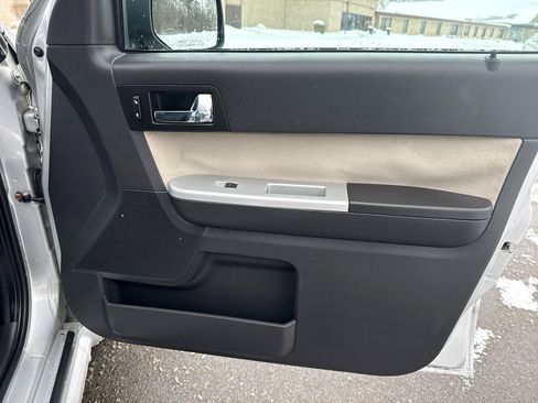 Used 2009 Mercury Mariner 2WD image 19