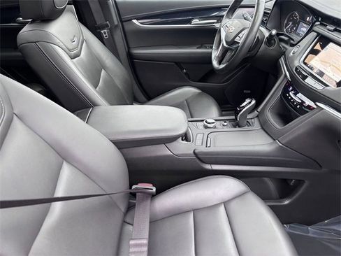 Used 2024 Cadillac XT5 Premium Luxury image 30